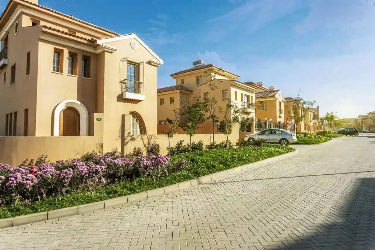 التجمع الخامس في القاهرة الجديدة مركز الحياة العصرية Fifth Settlement New Cairo hub of modern living
